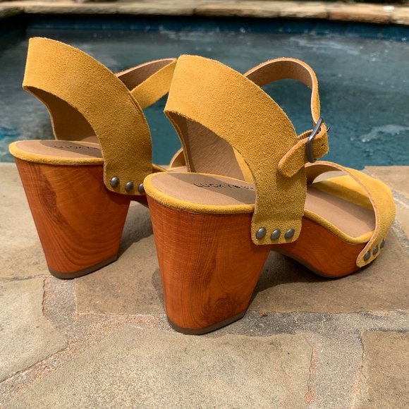 Lucky Brand Yellow Platform Sandals - Picture 7 of 16